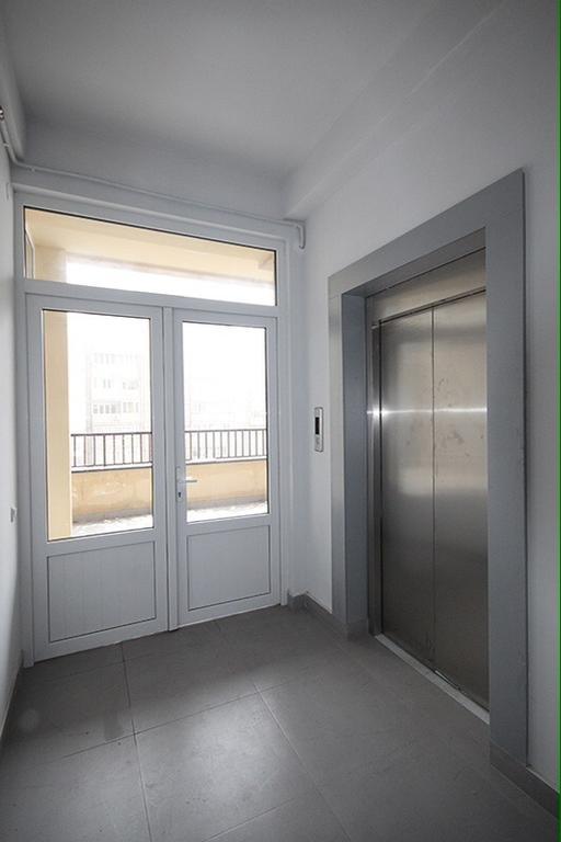Metro apartment Yerevan Exterior foto